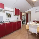 Mobilehomes In 21308 Üdülőpark *